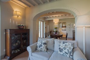 House | Living room