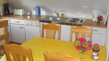 Apartment | Eigene Küche | Hochstuhl