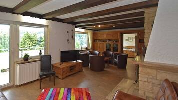 House | Living room