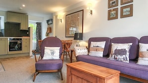 Fireplace - Inviting Traditional Cottage in the Heart of Elterwater (Ambleside)