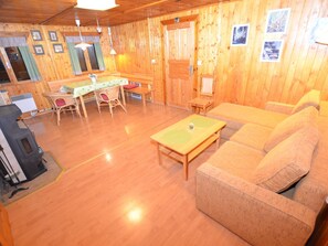 House | Living room - Detached House With a Covered Terrace Near the Slopes (Polevsko)