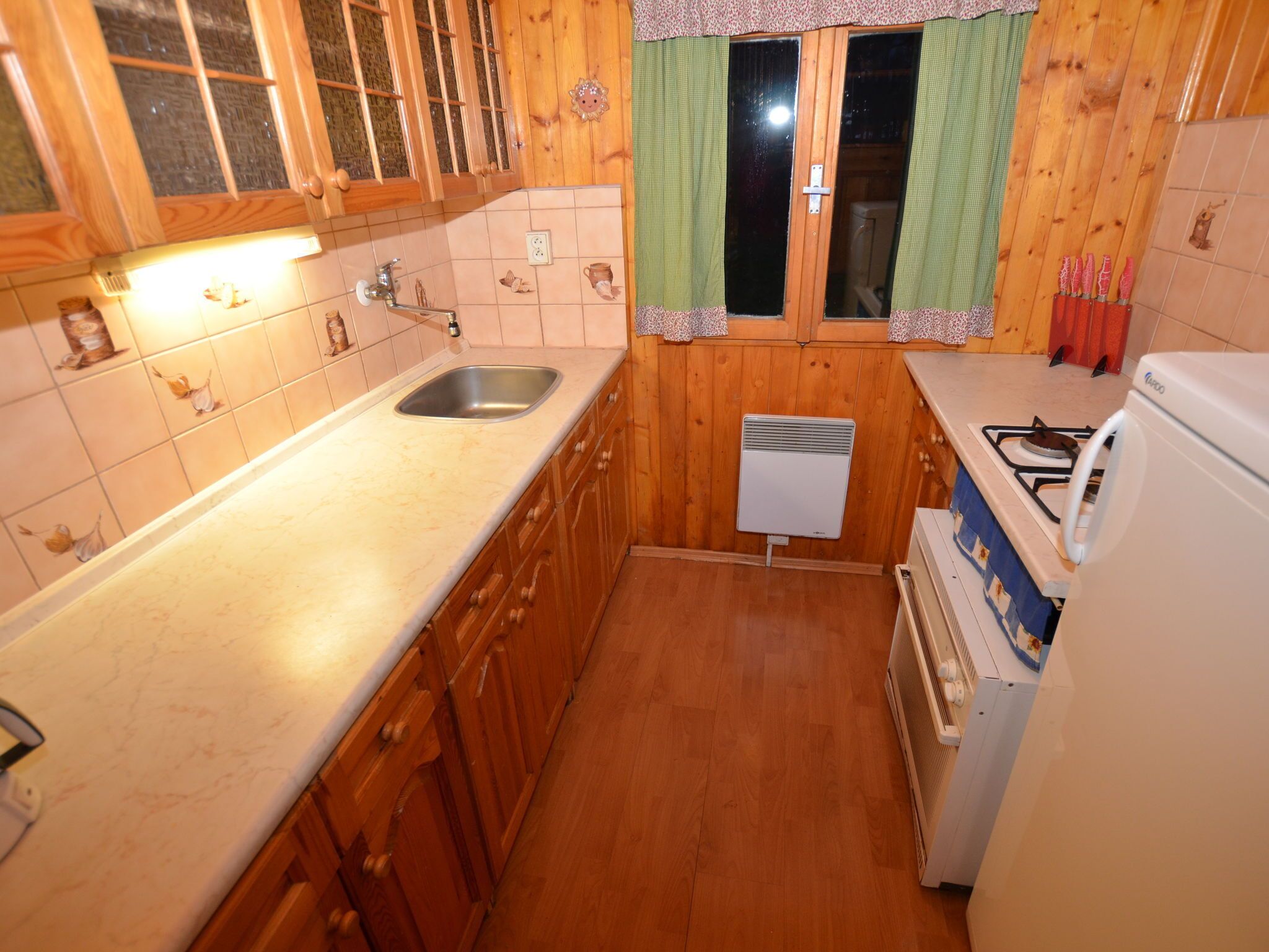 House | Private kitchen | Fridge, microwave, oven, dishwasher