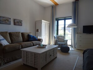 Apartment | Living room - Unique Apartment in Alt Farpen With Garden (Blowatz)