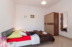 2 dormitorios, wifi gratis, ropa de cama