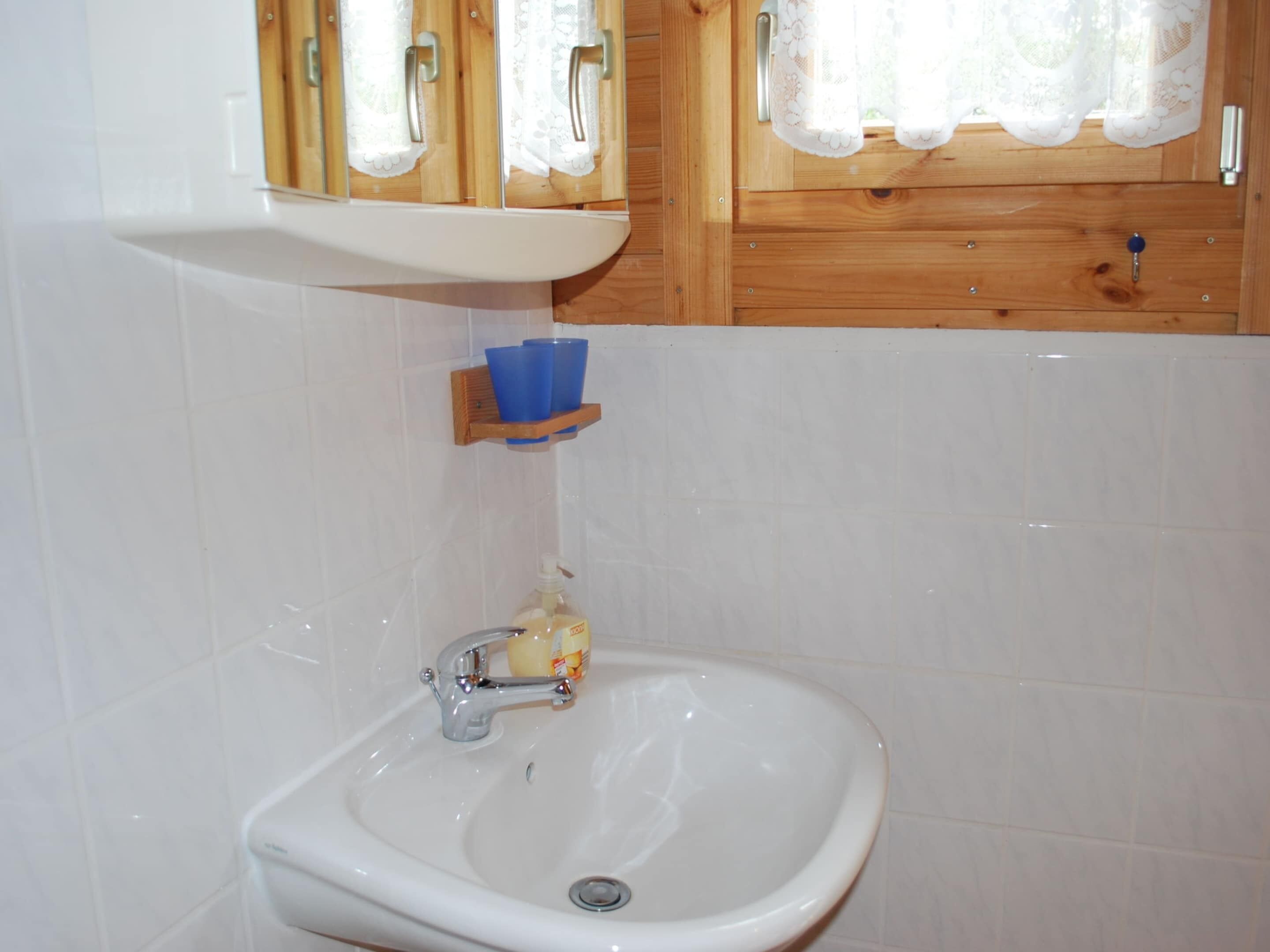 House | Bathroom