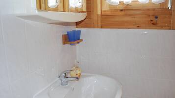House | Bathroom