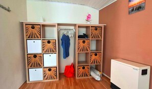 Bungalow | 2 bilik tidur, dilengkapkan perabot secara berasingan, cadar katil 
