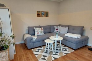 Apartment | Living area