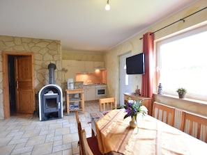 Dining - Peaceful Holiday Home in Rerik near Baltic Sea Coast (Rerik)