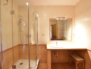 House | Bathroom - Peaceful Holiday Home in Rerik near Baltic Sea Coast (Rerik)