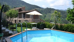 Exterior - Modern Villa With Private Pool and Fenced Garden Near Lucca (Capannori)