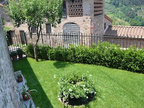 Exterior - Modern Villa With Private Pool and Fenced Garden Near Lucca (Capannori)