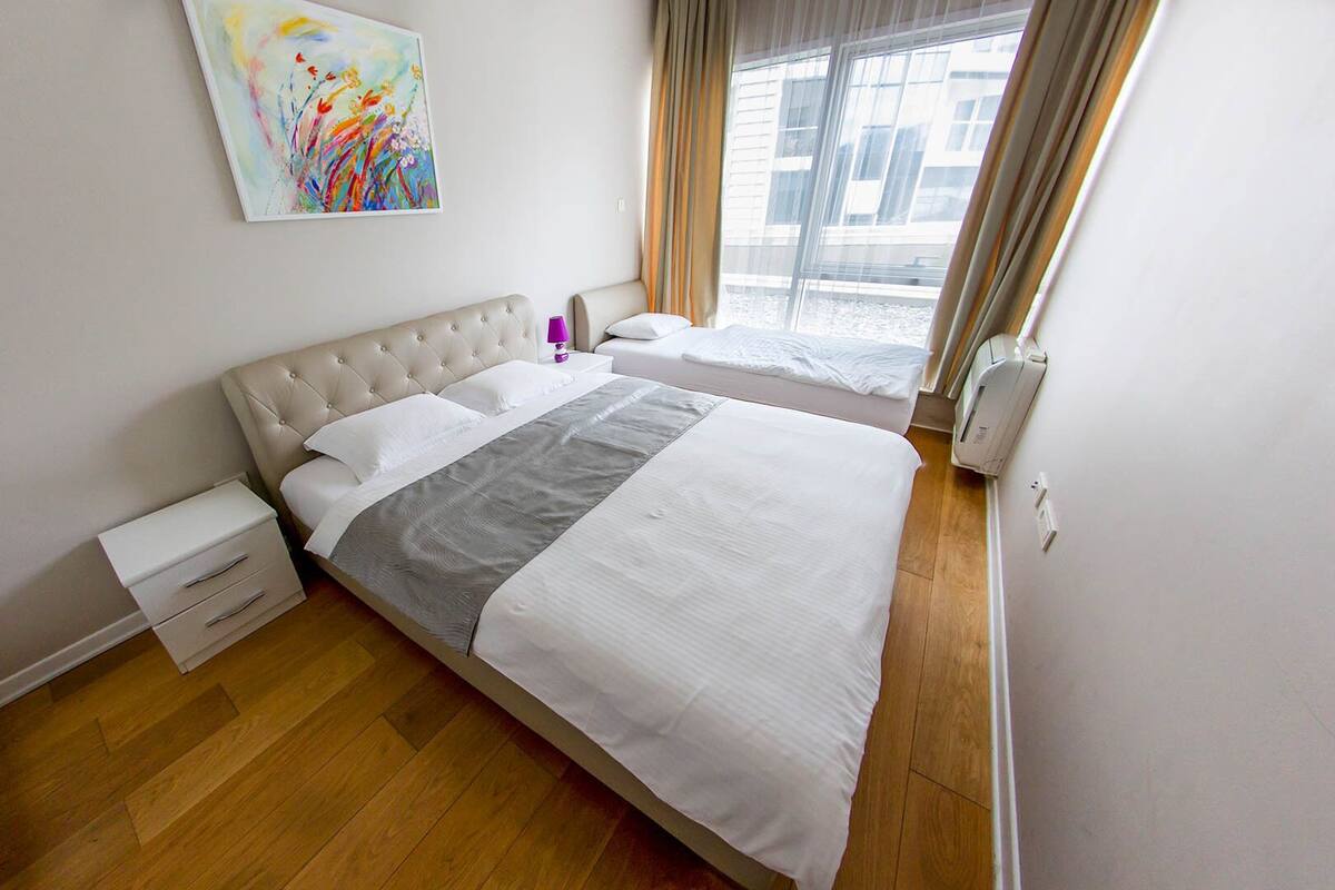 Apartment, 3 Bedrooms | Soundproofing, iron/ironing board, WiFi (free), bed sheets
