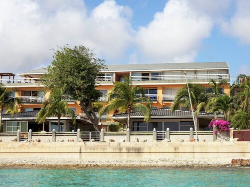 Spacious Apartment in Kralendijk With Swimming Pool