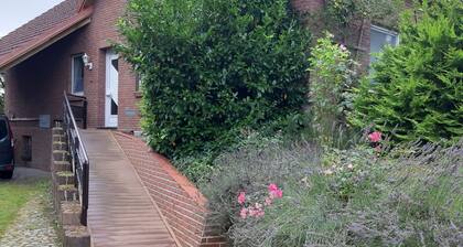 Sunny Holiday Apartment at the Forest Büdnerreihe