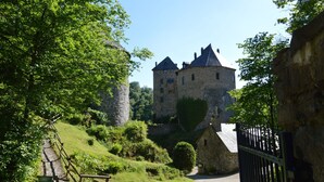 Exterior - Gorgeous Holiday Home in Durbuy With Barbecue (Durbuy)