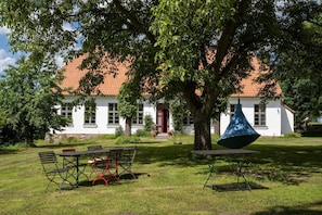 Garden - Charmante Wohnung mit Terrasse in Steffenshagen (Steffenshagen)