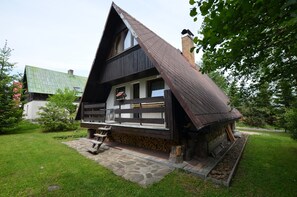 Chalet | Exterior