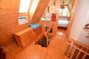 Chalet | 2 bedrooms, bed sheets