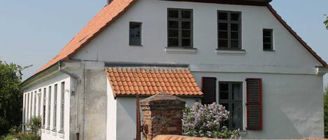 Apartment | Exterior