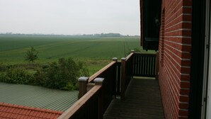 Balcony - Secluded Apartment in Blowatz With Private Terrace (Blowatz)