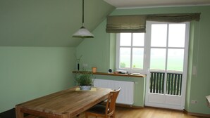 Dining - Secluded Apartment in Blowatz With Private Terrace (Blowatz)