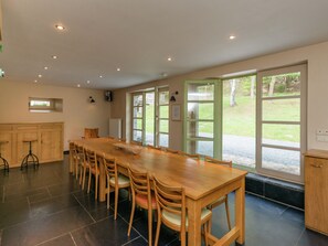 House | Dining - Beautiful Holiday Home in Redu With Whirlpool (Libin)