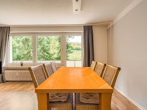 Dining - Apartment in Braunlage With Balcony, Fenced Garden, BBQ (Braunlage)