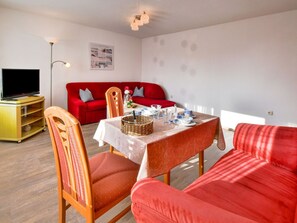 Apartment | Dining