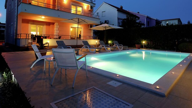 Outdoor pool - Modern Villa - Apartment With Private Pool, Nice Covered Terrace, High Privacy (Zadar)