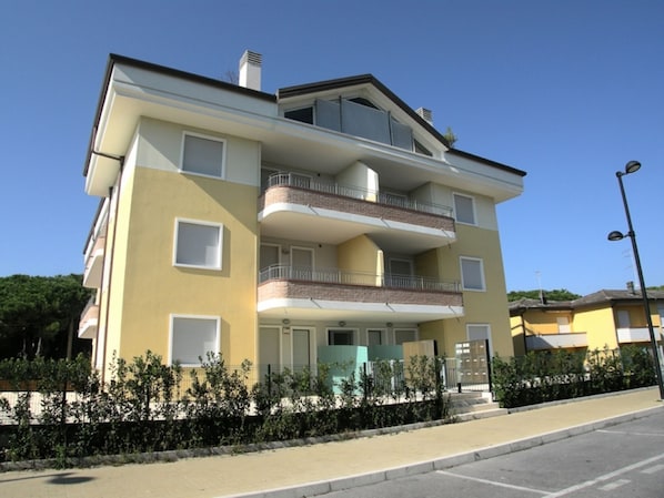 Apartment | Exterior