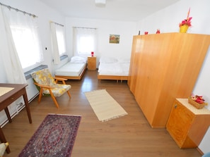 House | 8 bedrooms, bed sheets - Relaxation Holiday Home (Jiretin pod Jedlovou)