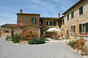 House | Exterior