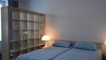 1 bedroom, individually furnished