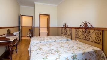 2 bedrooms, individually furnished, bed sheets