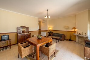 House | Living room