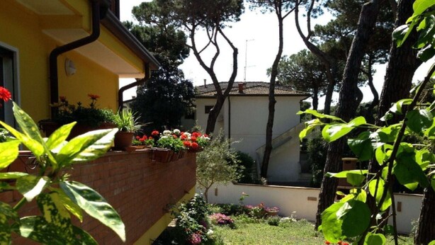 Balcony - Detached Villa in Rosolina Mare near Sea (Rosolina)