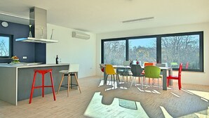 Ảnh chưa phân loại, 5 trong số 37 ảnh, nút