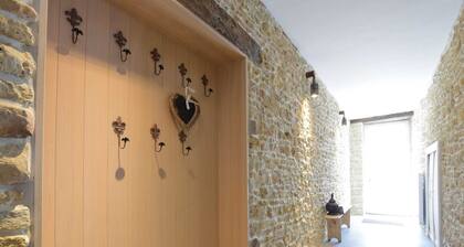 Lavish Holiday Home in Chassepierre With Terrace