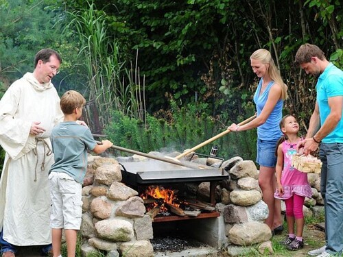 Chic Holiday Home in Marlow With Barbecue