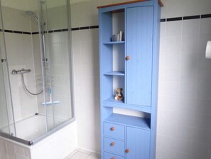 Apartemen | Kamar mandi | Pengering rambut
