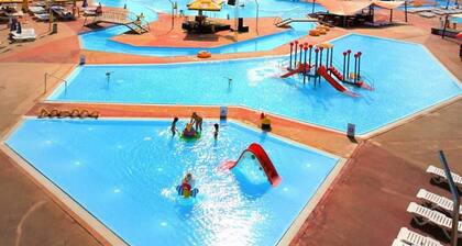 Lovely Holiday House With Big, Private Garden, Near Well Known SPA Centre