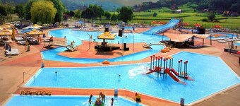 Lovely Holiday House With Big, Private Garden, Near Well Known SPA Centre