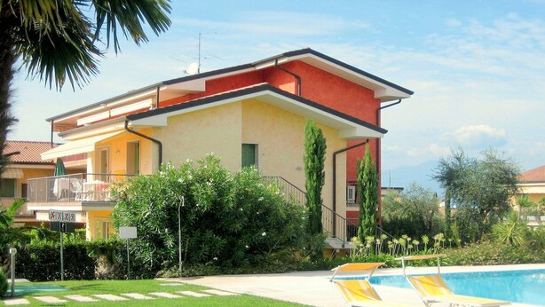 Ảnh chưa phân loại, 1 trong số 57 ảnh, nút