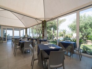 Apartment | Dining - Apartment in Tropea With Mountain Views (Drapia)