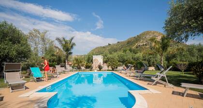 Apartment in Tropea With Mountain Views