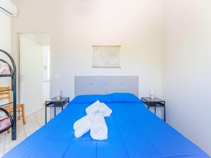 Apartment | 2 bedrooms, individually furnished - Apartment in Tropea With Mountain Views (Drapia)