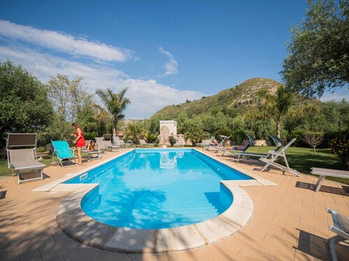 Apartment in Tropea With Mountain Views