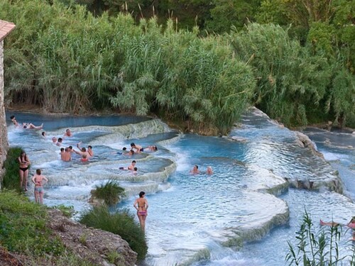 Charmante Home With Garden