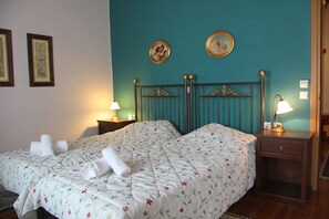 Coffres-forts dans les chambres, Wi-Fi gratuit, draps fournis